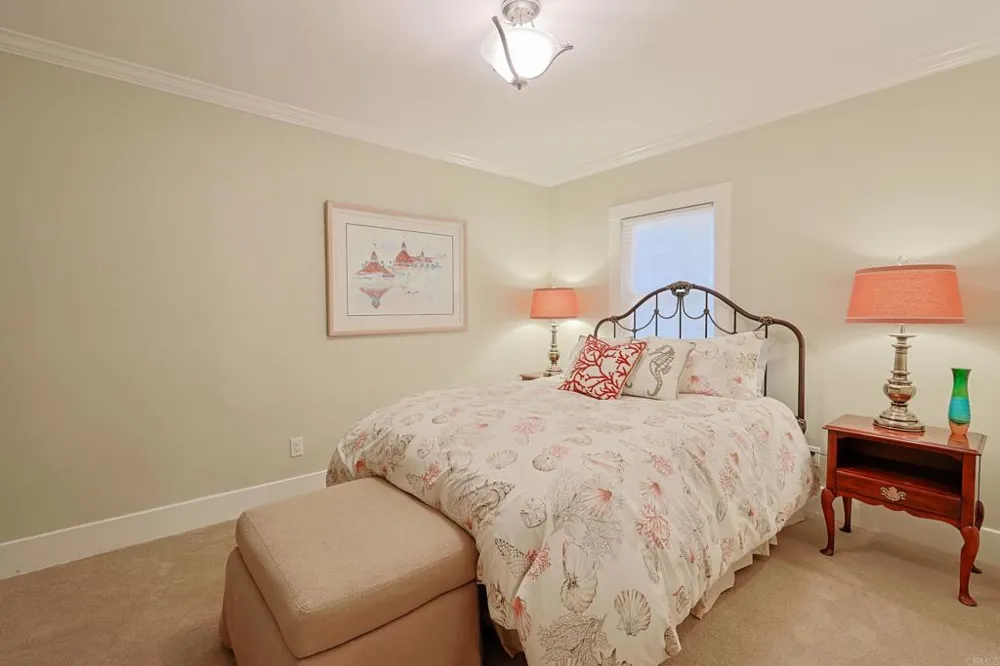 1027 Encino Coronado, CA 92118
