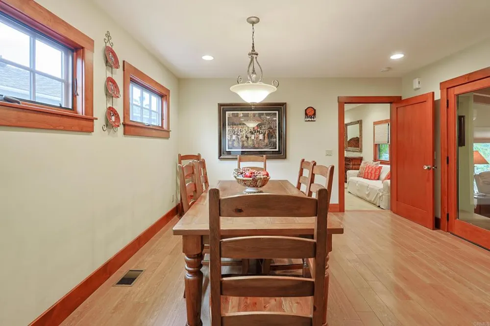 1027 Encino Coronado, CA 92118