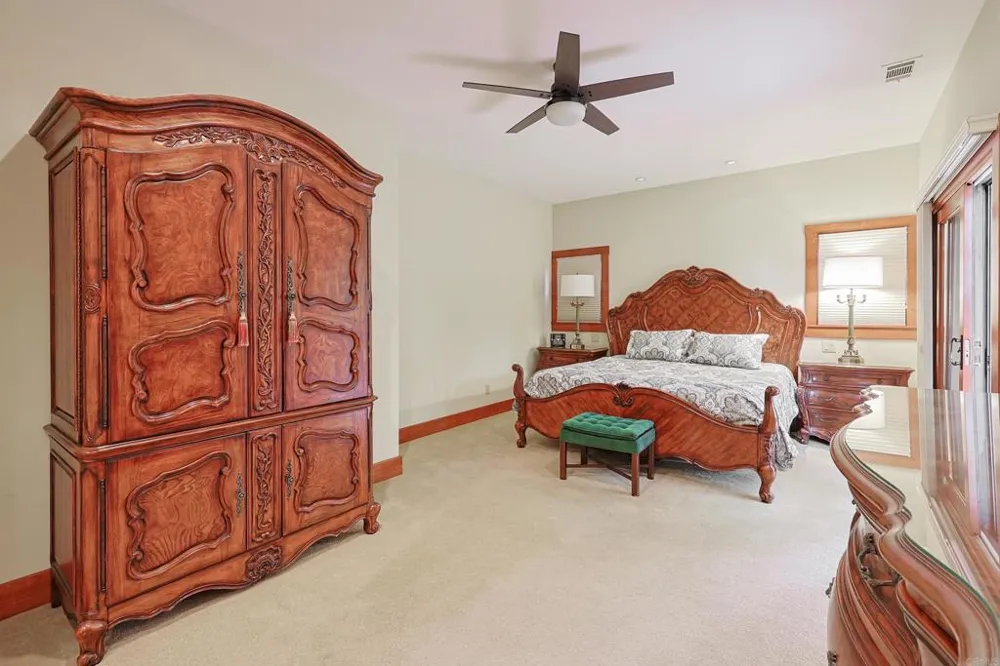 1027 Encino Coronado, CA 92118