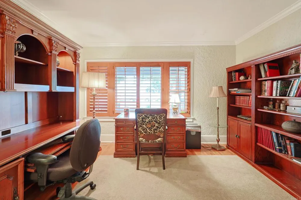1027 Encino Coronado, CA 92118