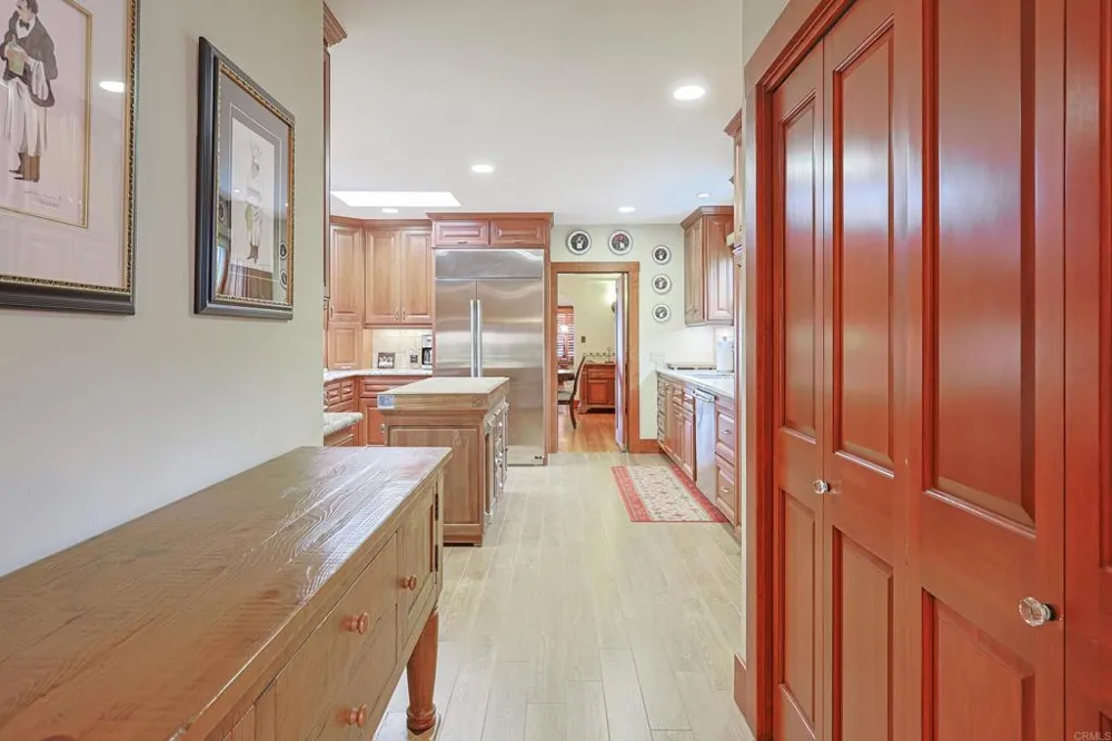 1027 Encino Coronado, CA 92118