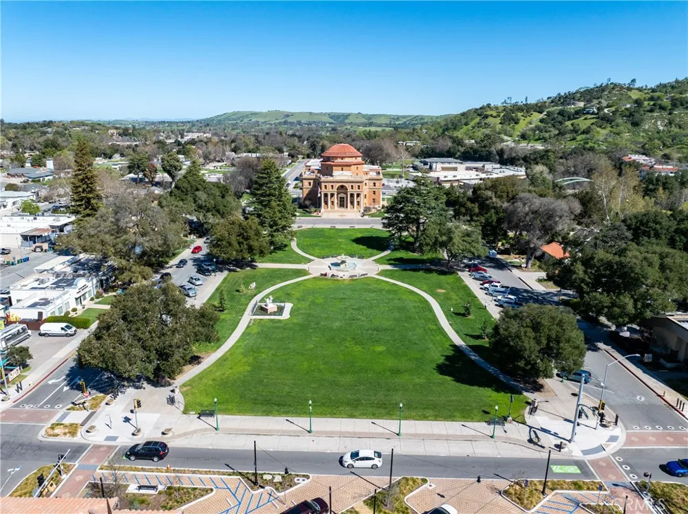 6390 Navajoa Atascadero, CA 93422