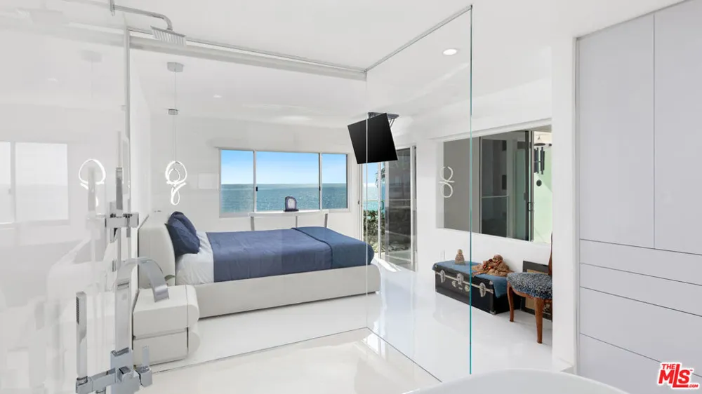 22548 Pacific Coast Highway #203 Malibu, CA 90265