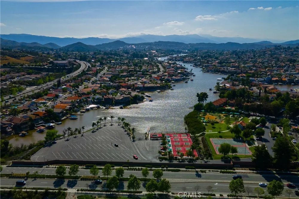 29019 Big Range Road Canyon Lake, CA 92587