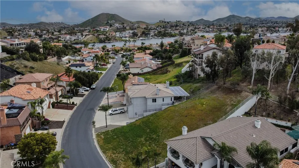 29019 Big Range Road Canyon Lake, CA 92587