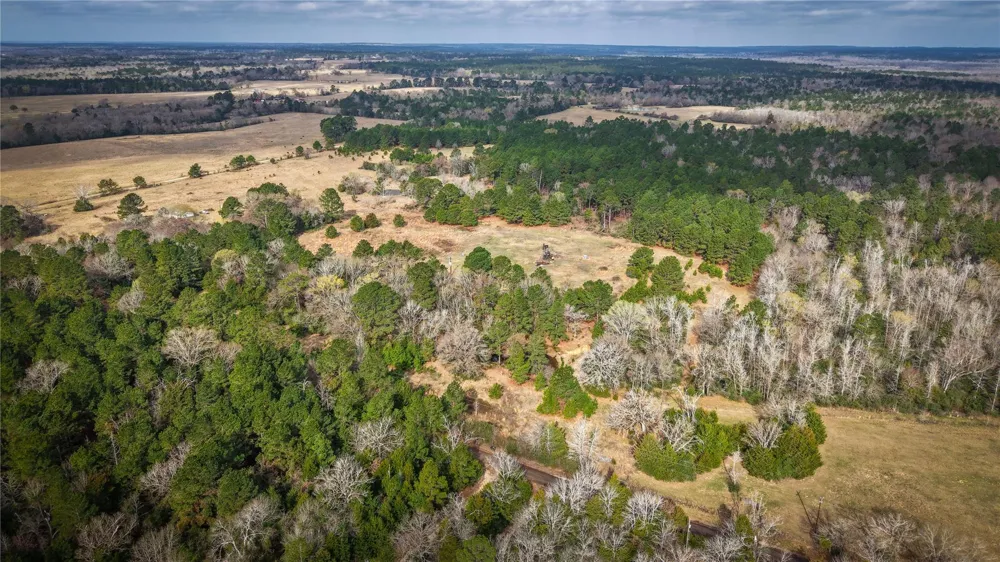 39 County Road 122 Centerville, TX 75833
