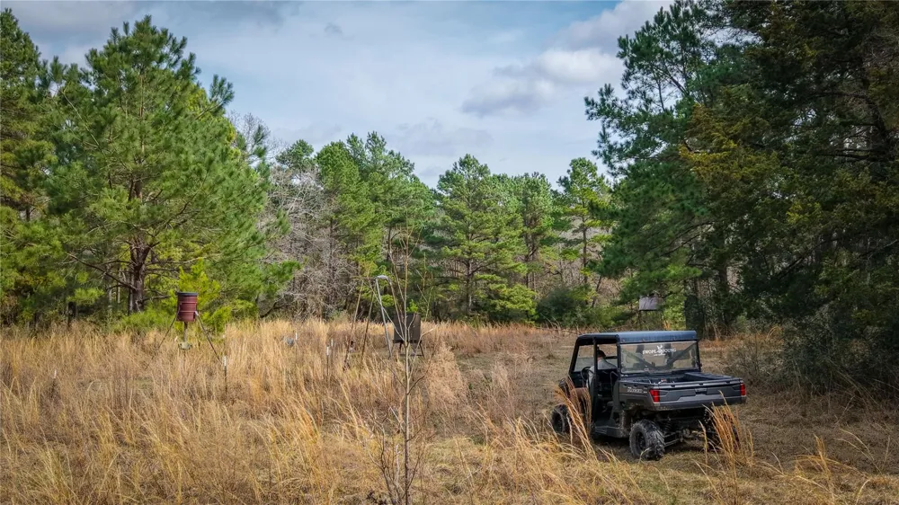 39 County Road 122 Centerville, TX 75833
