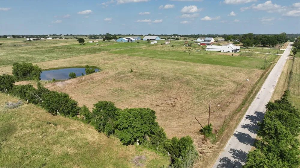 Helm Road Burton, TX 77835