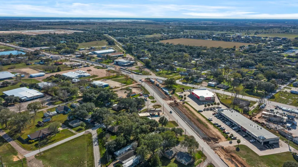 9310 Main Street Needville, TX 77461