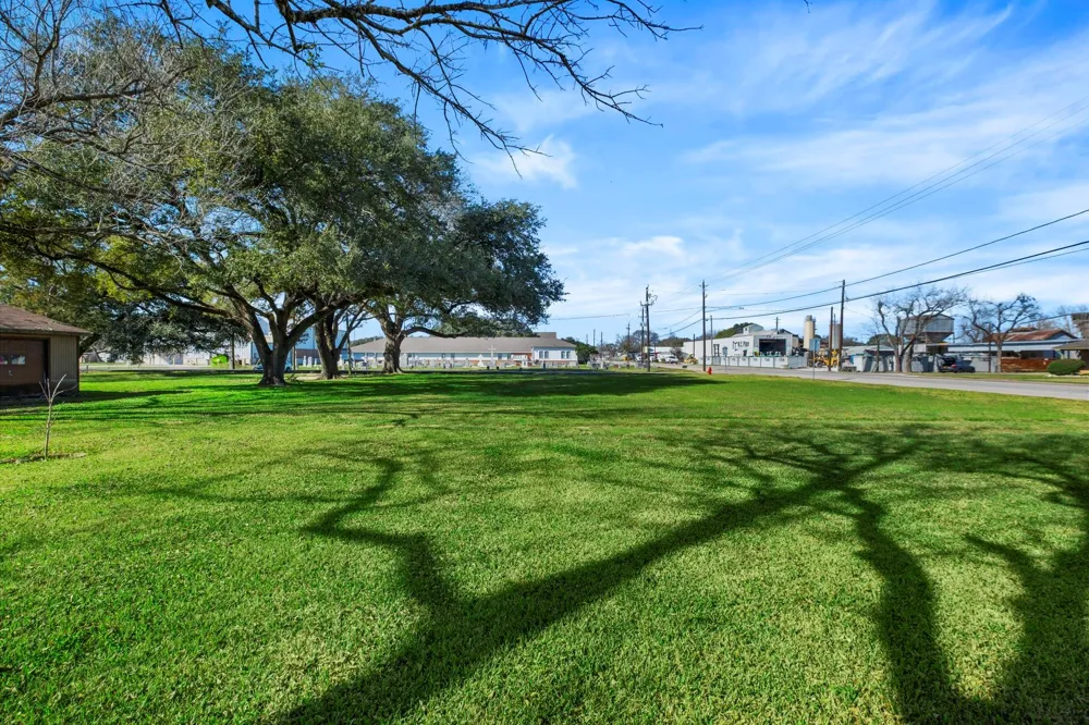 9310 Main Street Needville, TX 77461