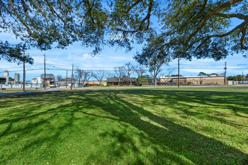 9310 Main Street Needville, TX 77461