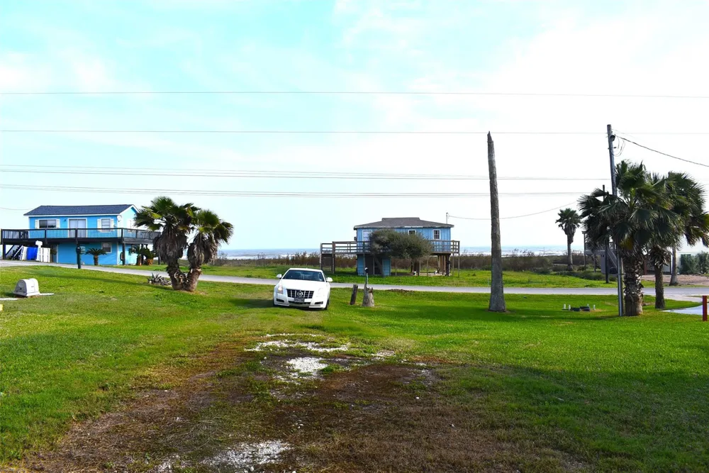 2121 County Road 230 Sargent, TX 77414