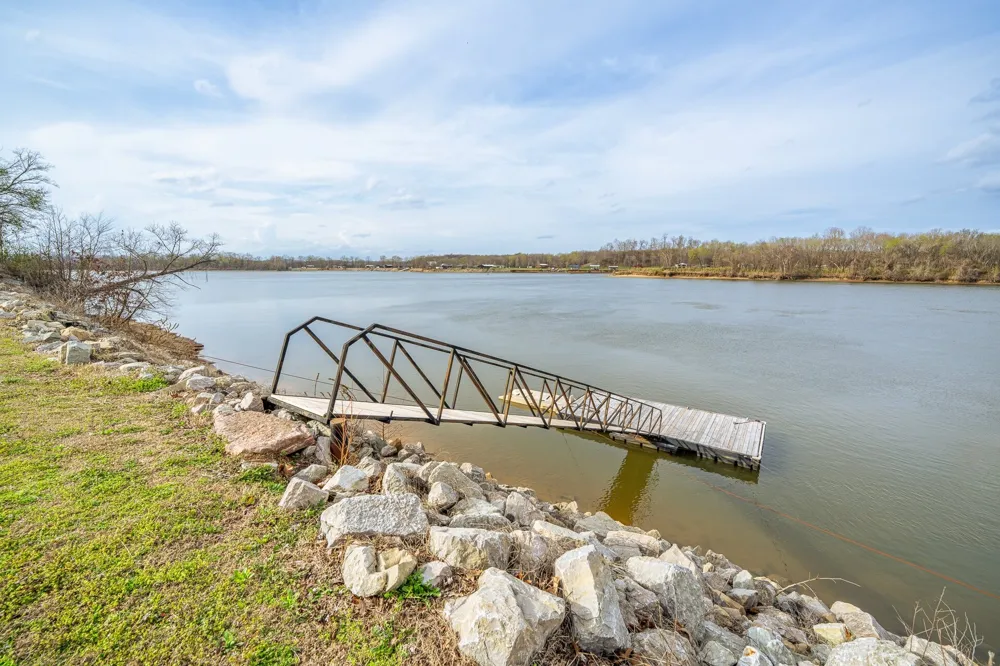 1458 Scenic Ln Bath Springs, TN 38311