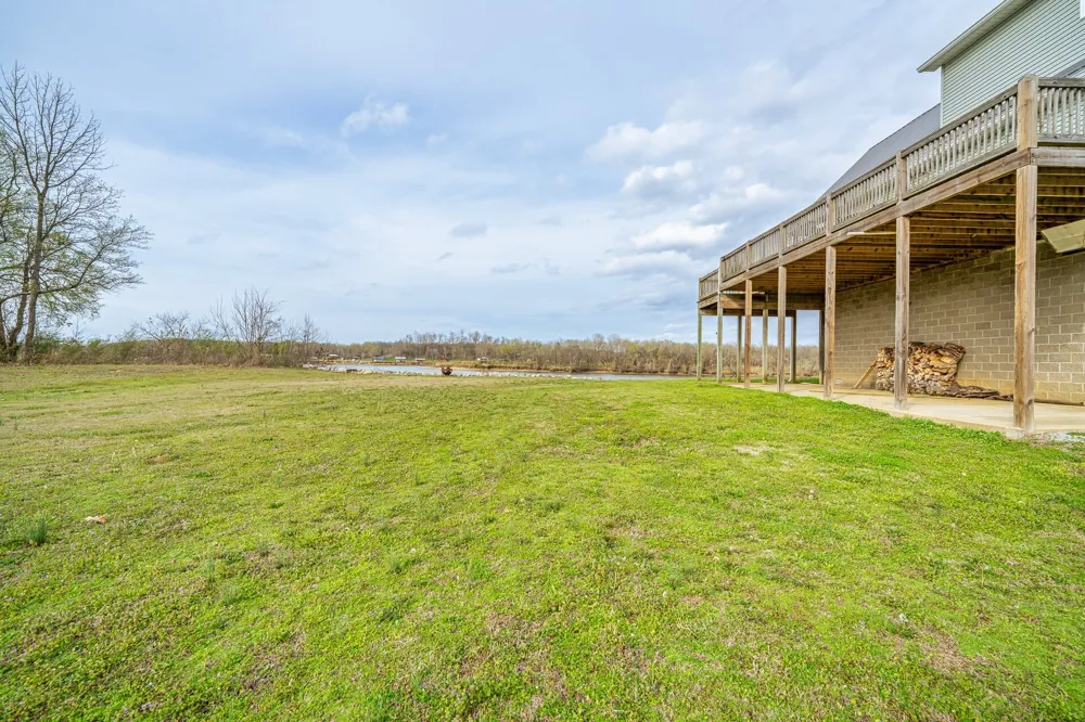 1458 Scenic Ln Bath Springs, TN 38311