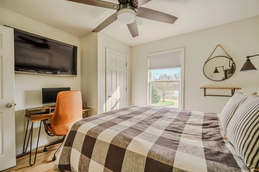 1458 Scenic Ln Bath Springs, TN 38311