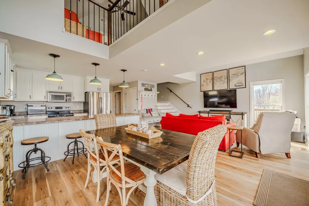 1458 Scenic Ln Bath Springs, TN 38311
