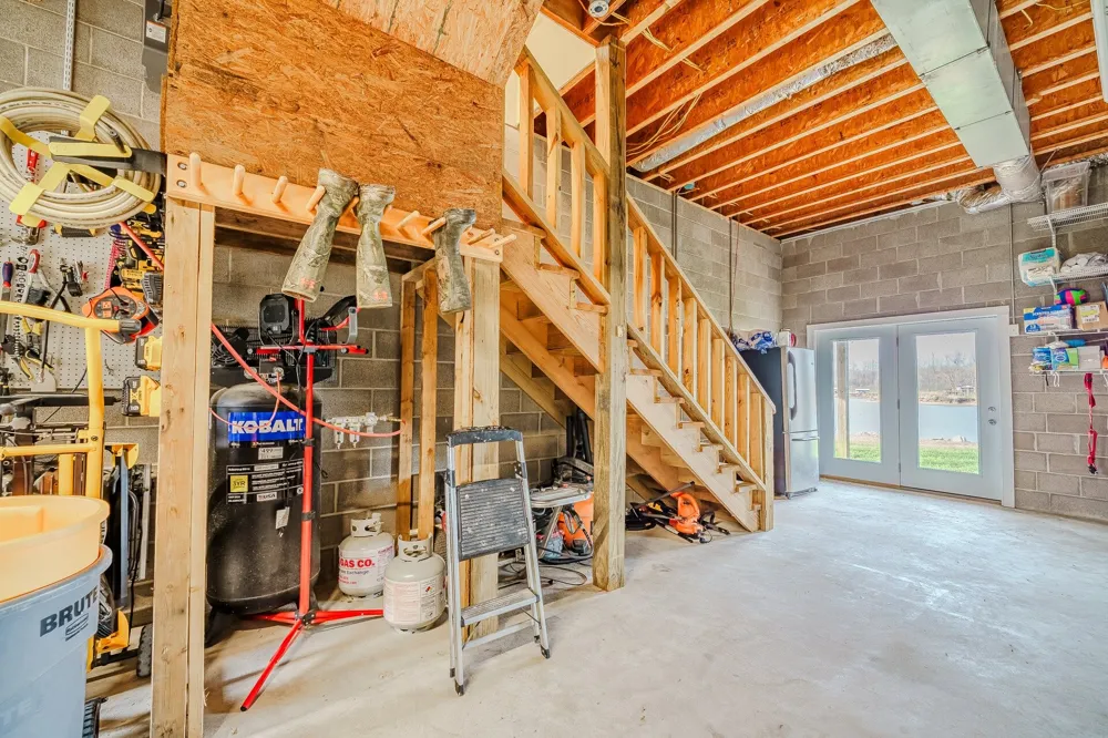 1458 Scenic Ln Bath Springs, TN 38311