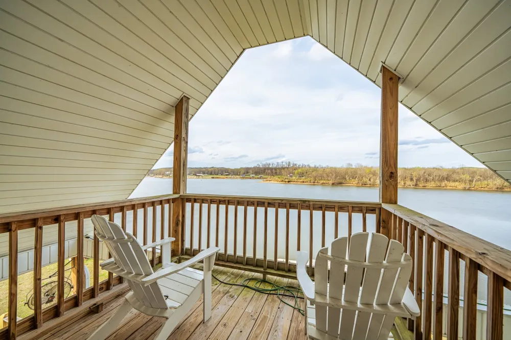 1458 Scenic Ln Bath Springs, TN 38311