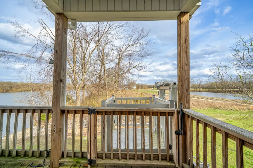 1458 Scenic Ln Bath Springs, TN 38311