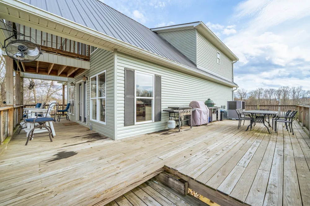 1458 Scenic Ln Bath Springs, TN 38311
