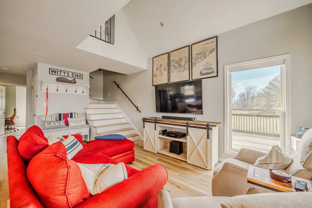 1458 Scenic Ln Bath Springs, TN 38311