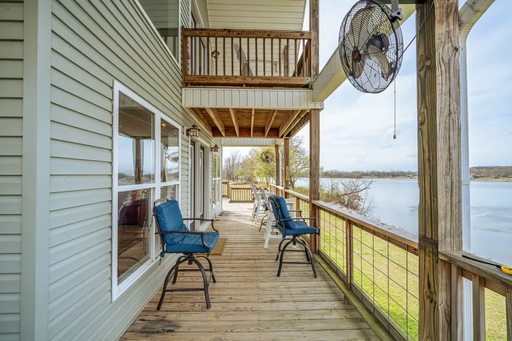 1458 Scenic Ln Bath Springs, TN 38311