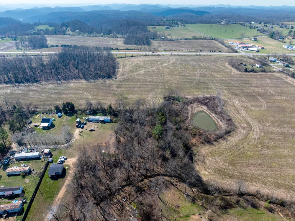 98 Andrea Ln Westmoreland, TN 37186