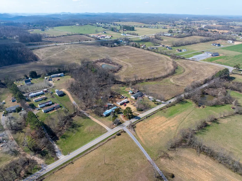 98 Andrea Ln Westmoreland, TN 37186