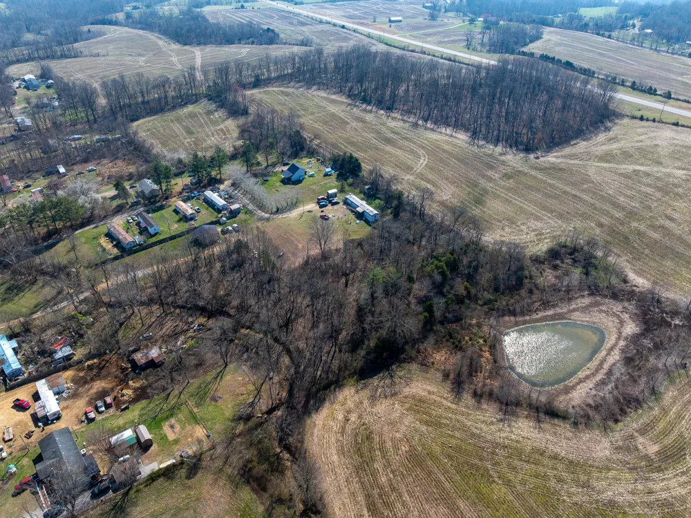 98 Andrea Ln Westmoreland, TN 37186