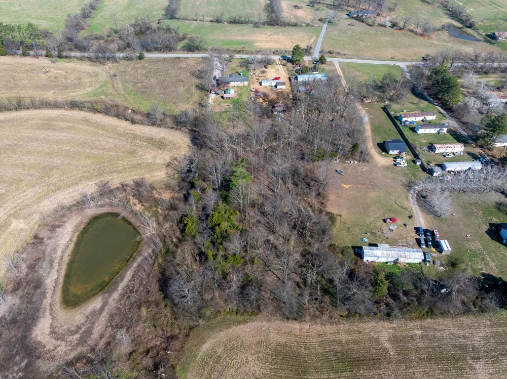 98 Andrea Ln Westmoreland, TN 37186
