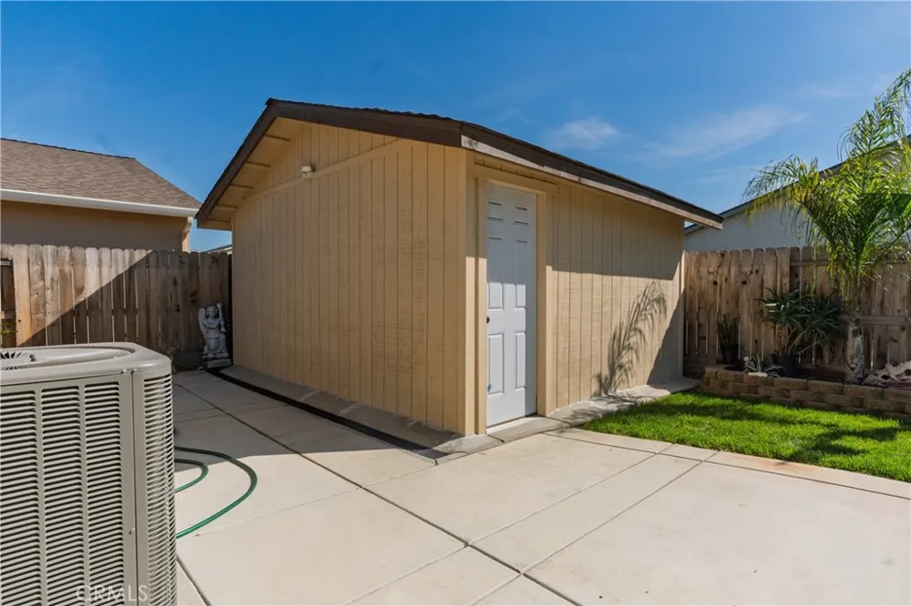 714 Dean Court Merced, CA 95341