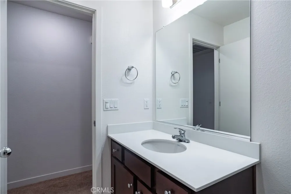 714 Dean Court Merced, CA 95341