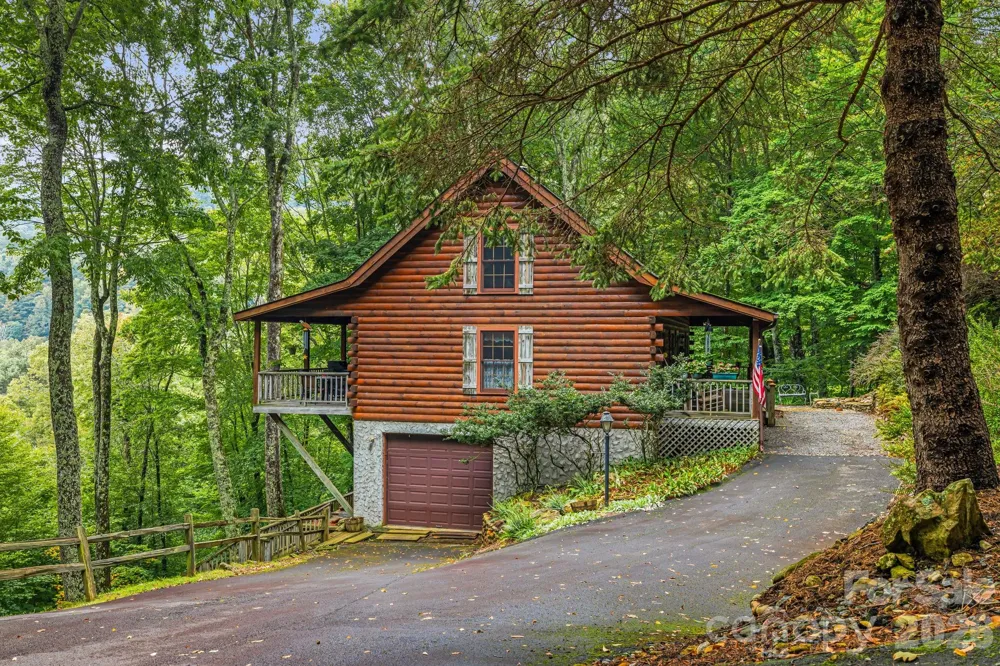 215 Goldenleaf Road Mars Hill, NC 28754