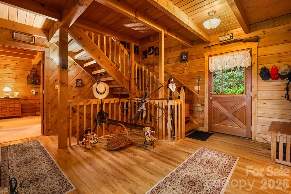 215 Goldenleaf Road Mars Hill, NC 28754
