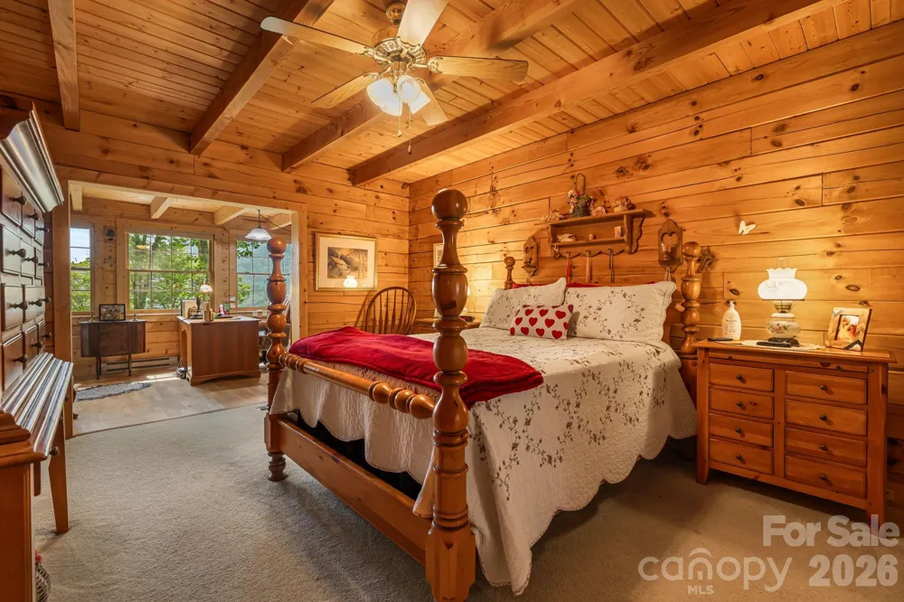215 Goldenleaf Road Mars Hill, NC 28754