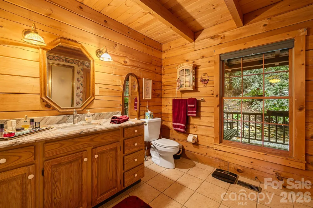 215 Goldenleaf Road Mars Hill, NC 28754