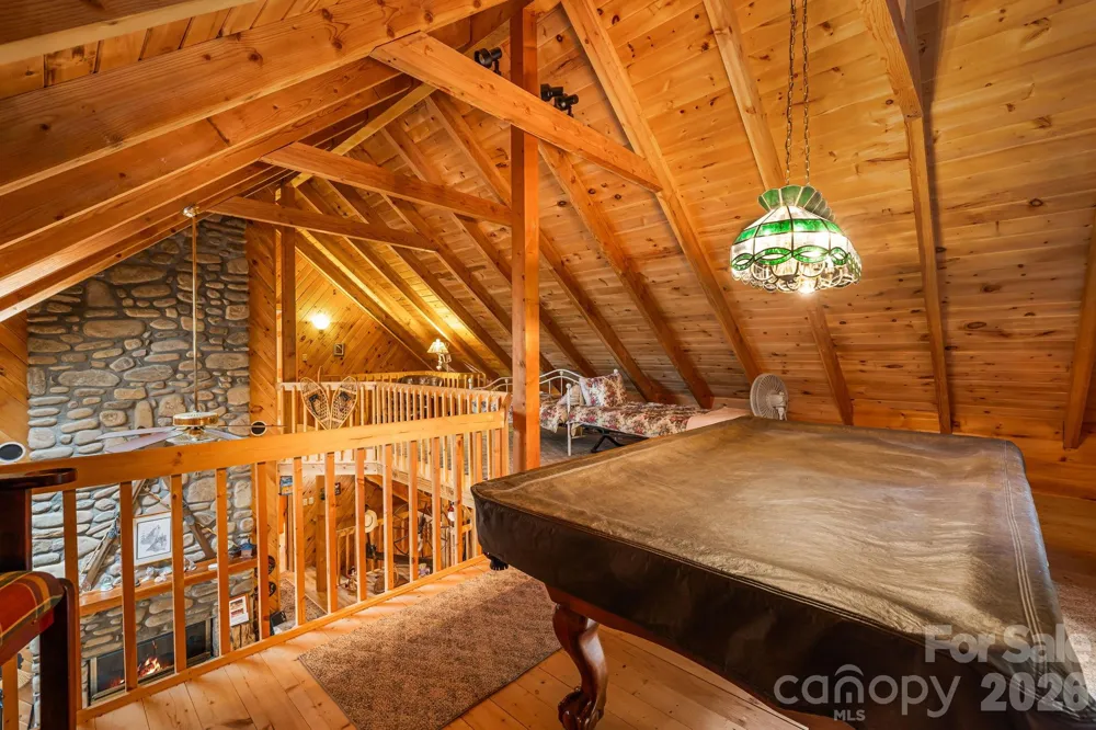 215 Goldenleaf Road Mars Hill, NC 28754
