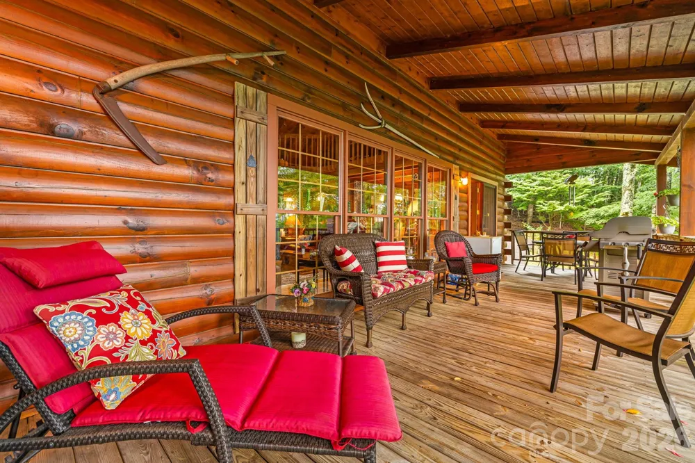 215 Goldenleaf Road Mars Hill, NC 28754