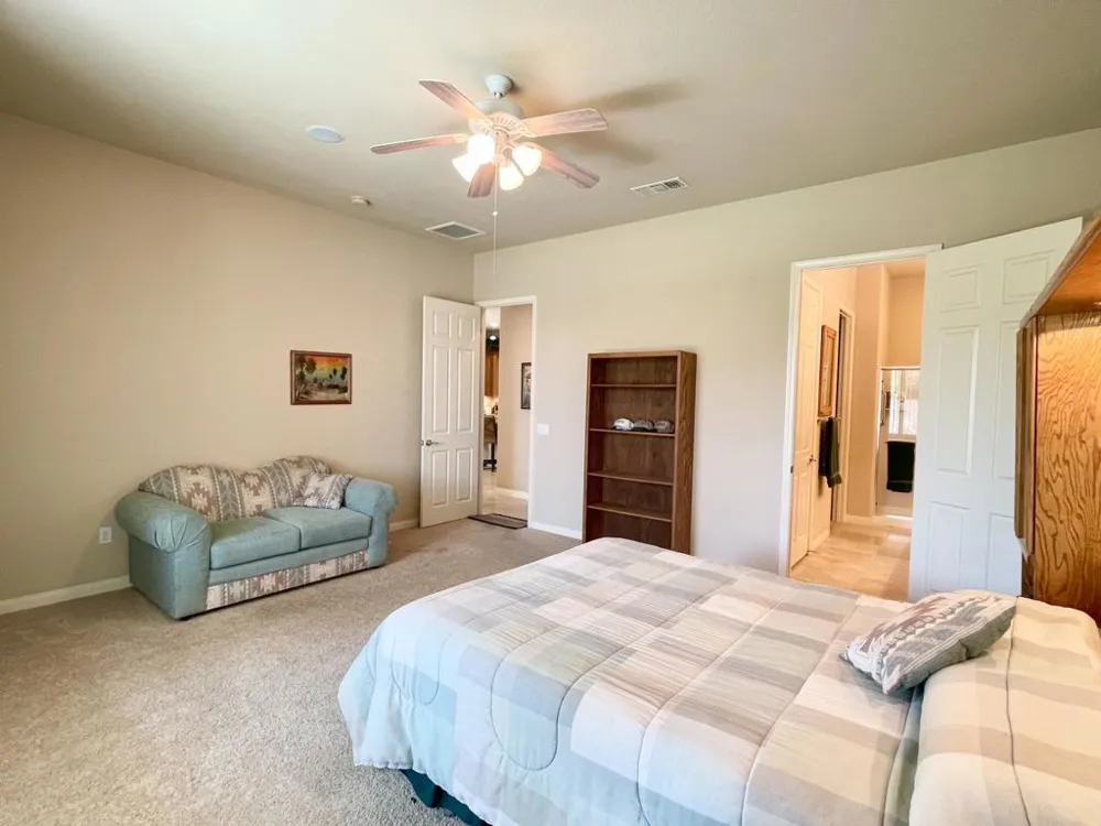 81677 Avenida Parito Indio, CA 92203