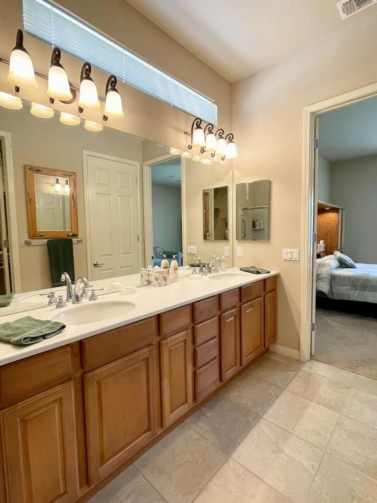 81677 Avenida Parito Indio, CA 92203