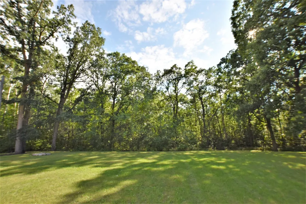 809 11th Avenue SE Roseau, MN 56751