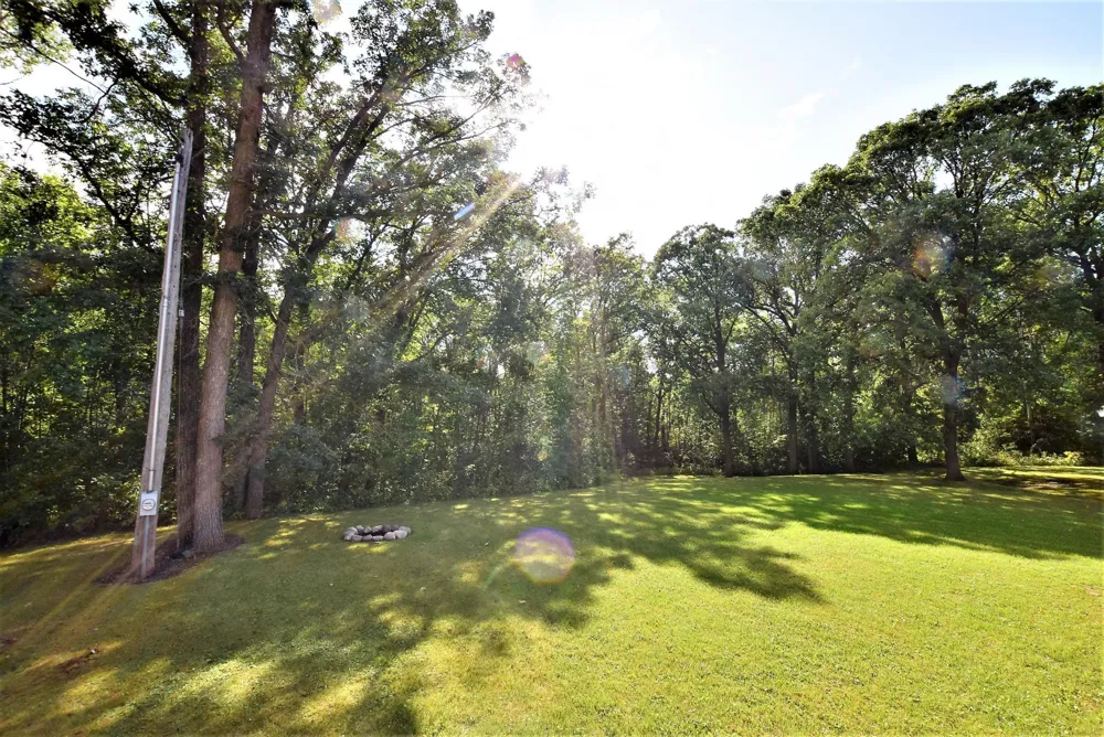 809 11th Avenue SE Roseau, MN 56751