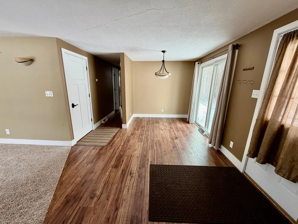 809 11th Avenue SE Roseau, MN 56751