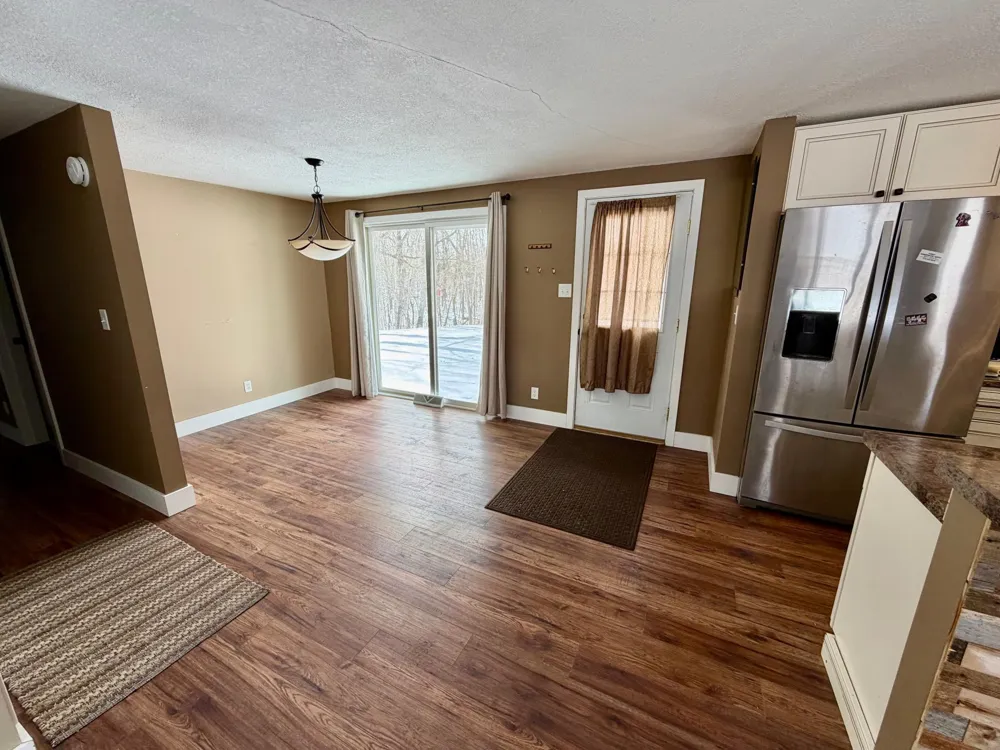 809 11th Avenue SE Roseau, MN 56751