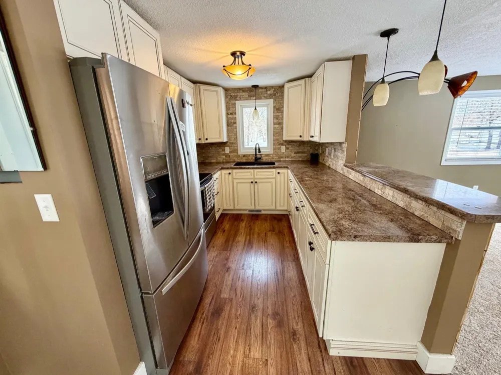 809 11th Avenue SE Roseau, MN 56751