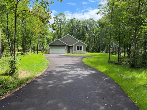35662 Bonnie Lakes Road