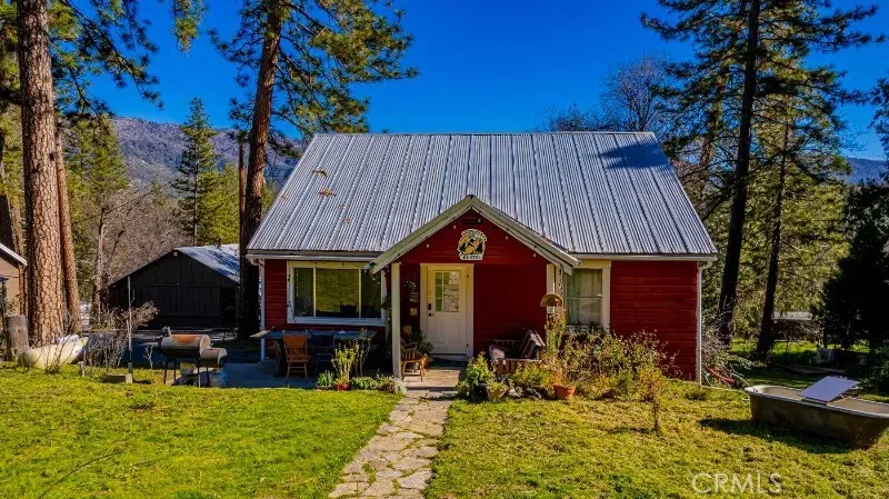 32827 Road 222 North Fork, CA 93643