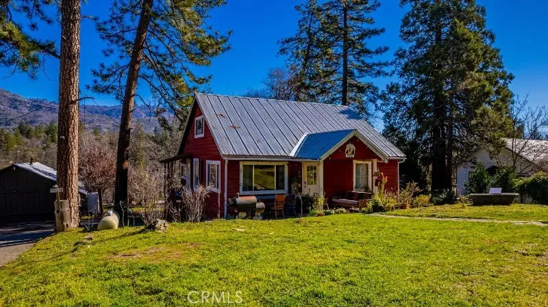 32827 Road 222 North Fork, CA 93643