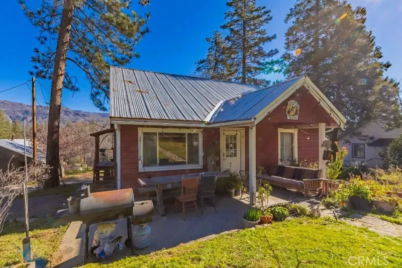 32827 Road 222 North Fork, CA 93643