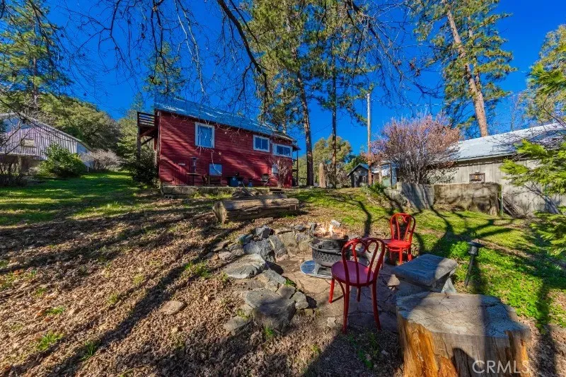 32827 Road 222 North Fork, CA 93643
